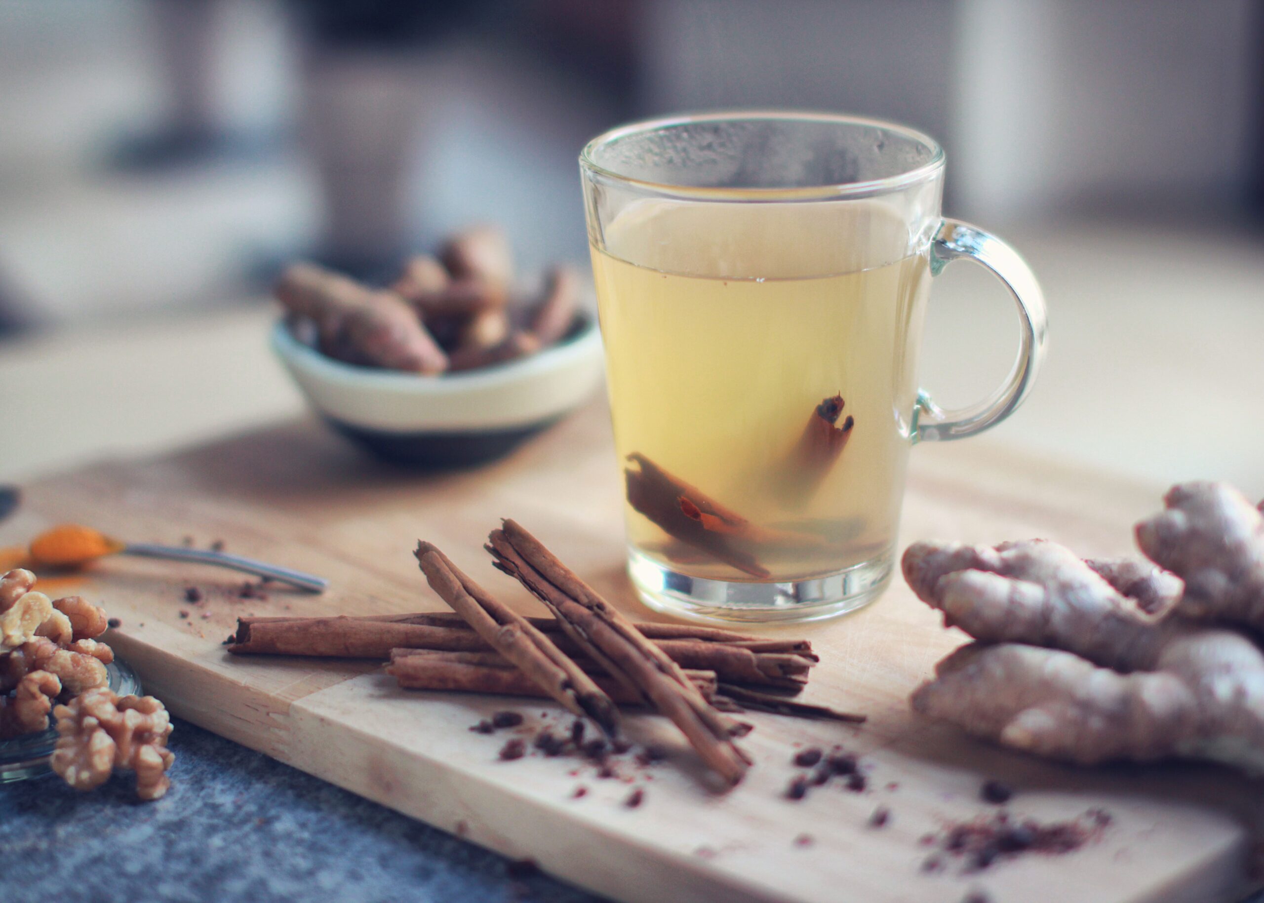 Ginger tea | 9 Perfect Morning Drinks for Healthy Skin and Hair 